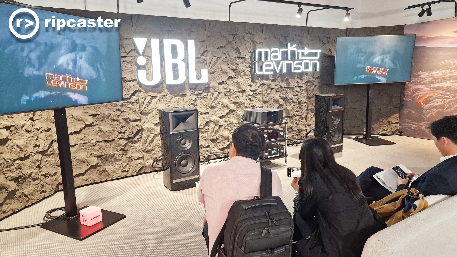 A listening room at the Munich HiFi show