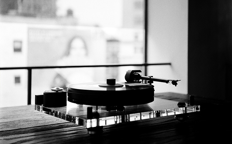 Project 6 PerspeX SB on a windowsill.  the image is in black and white