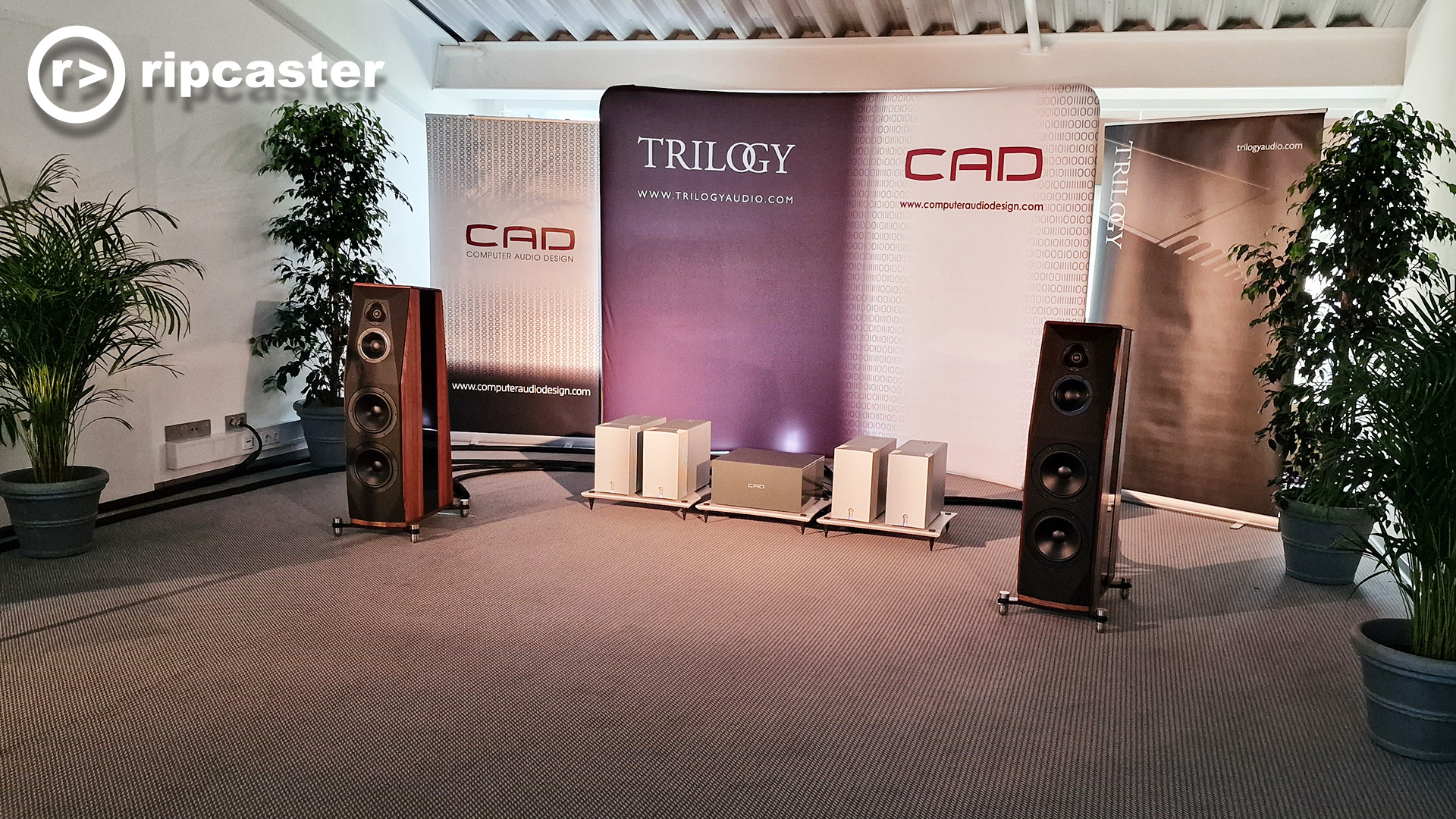 HiFi kit in a demo room at the Munich hifi show