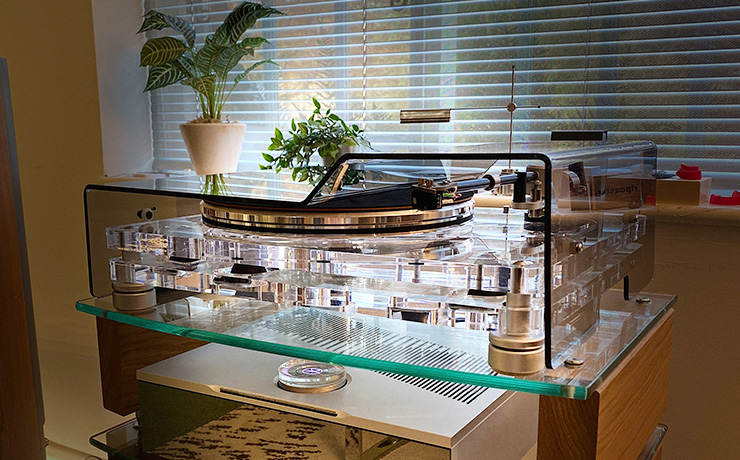 The Vertere MG-1 dust cover over the Vertere MG-1 MKII Magic Groove Turntable in the ripcaster showroom 