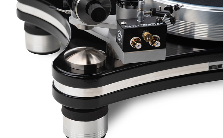 VPI Signature 21 Turntable close-up