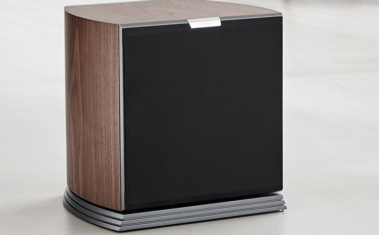 Audiovector R Sub Arreté on the floor