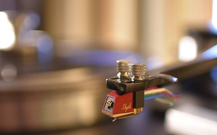 VPI Shyla Cartridge fitted onto a tonearm