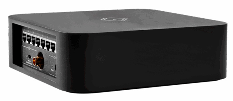 Silent Angel Bonn N8C Network Switch in black - rear and side view
