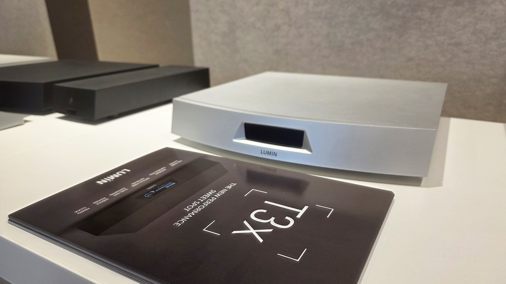 Lumin T3x unit in silver