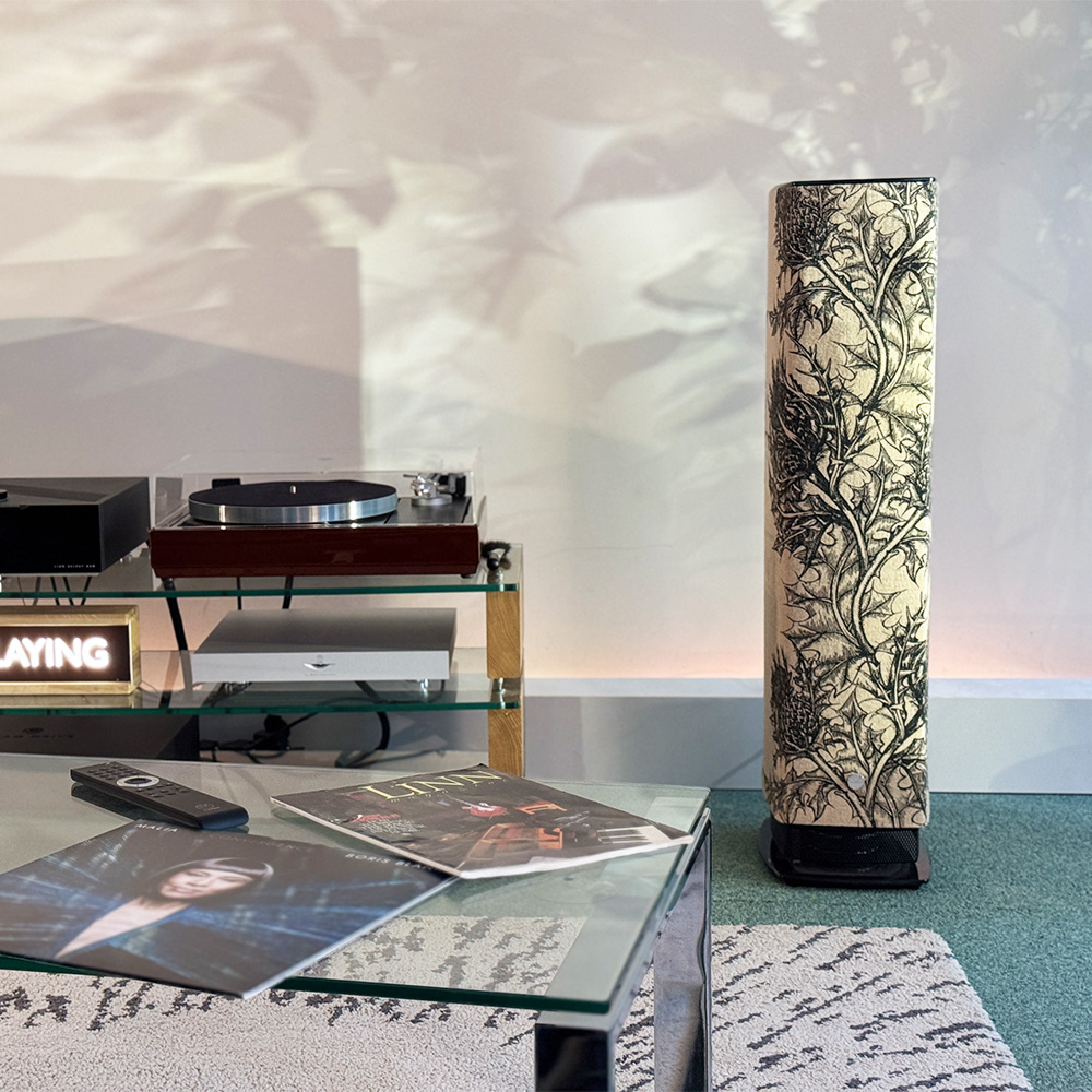 Linn Series 5 530 Loudspeakers - Thistle Butterscotch Timorous Beasties Fabrik, Black Stand & Glass