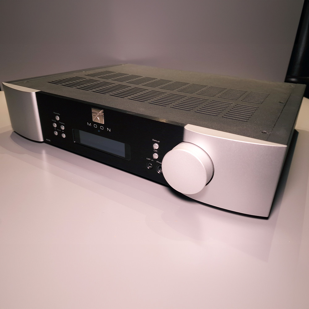 Ex-Demonstration MOON ACE All In One - Two Tone