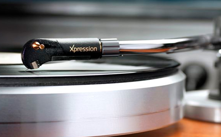 Ortofon Xpression playing a record